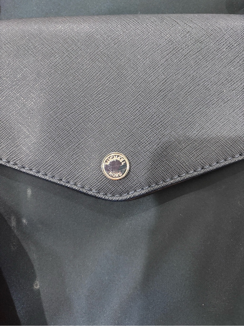 Michael Kors Classic Navy Blue Women's Tote Bag with Front Pocket - Picture 2 of 9